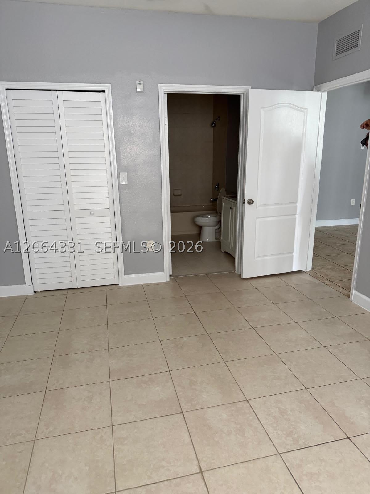 2903 SE 17th Ave – photo 3