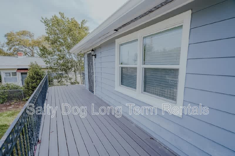 1208 N Halifax Ave – photo 5