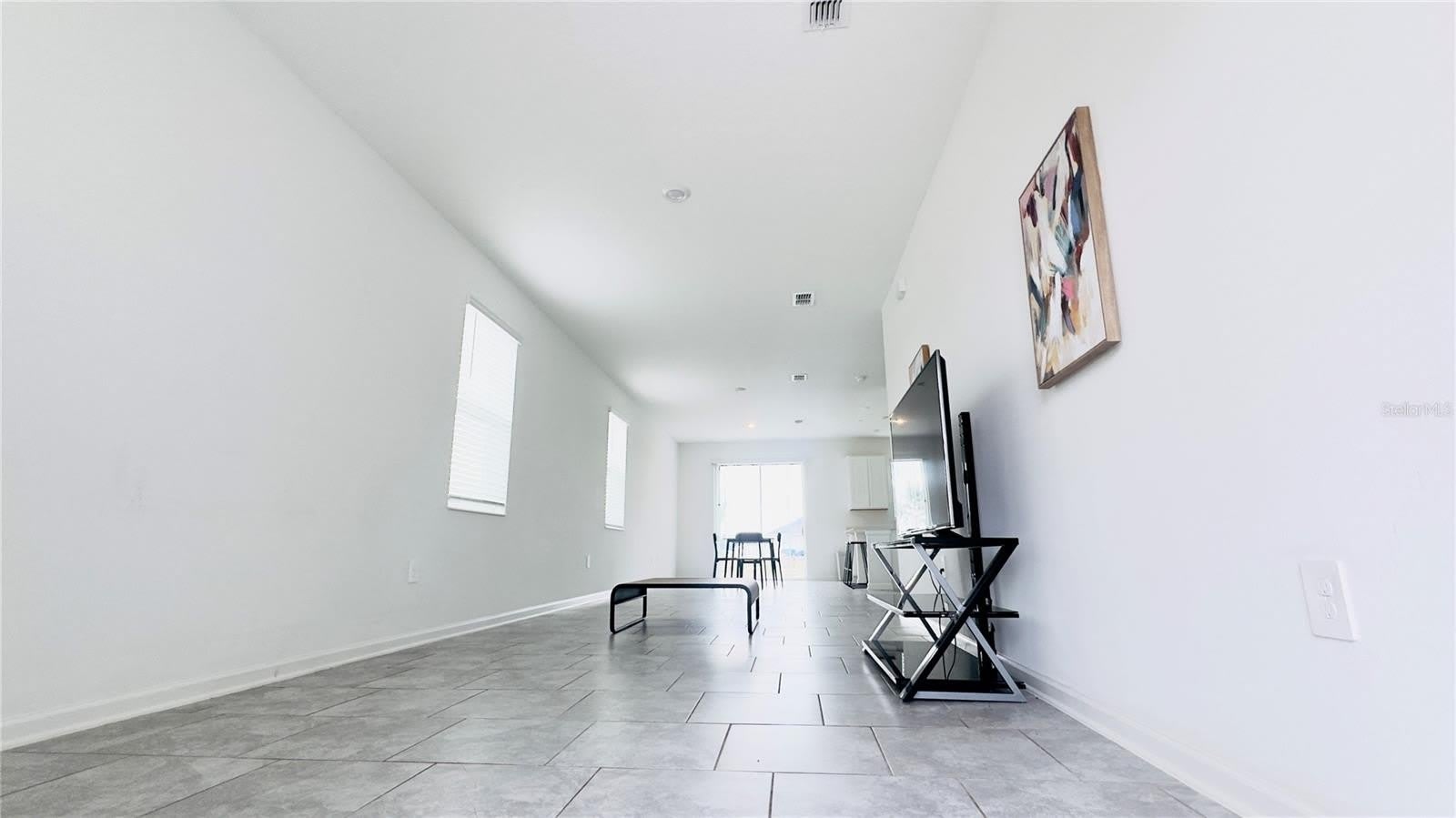 3255 Laurent Loop – photo 3