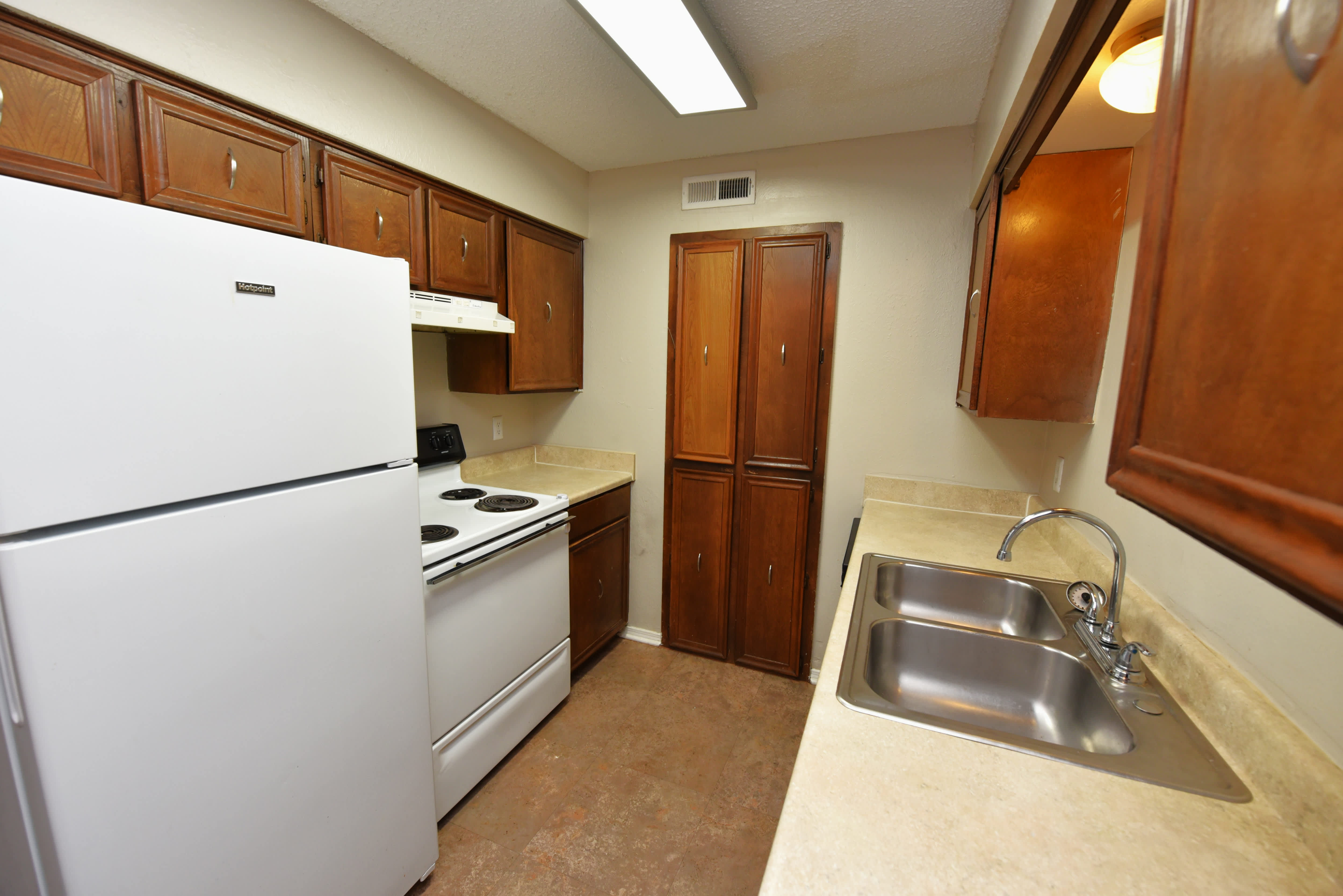 3 Bed 1 Bath Home In Mwc Country Estates Subdivision – photo 5