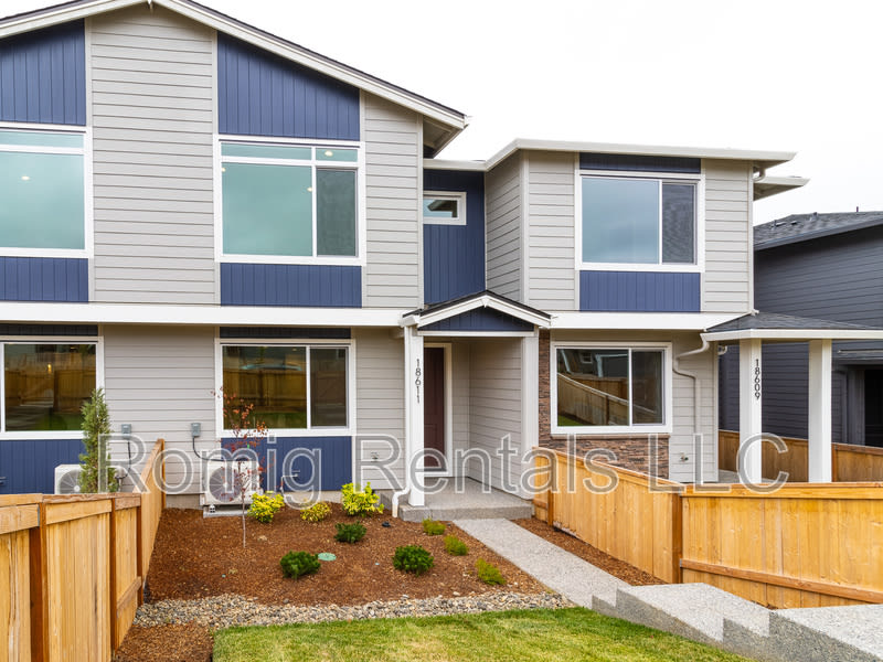 18611 Northeast 44Th Avenue – photo 4
