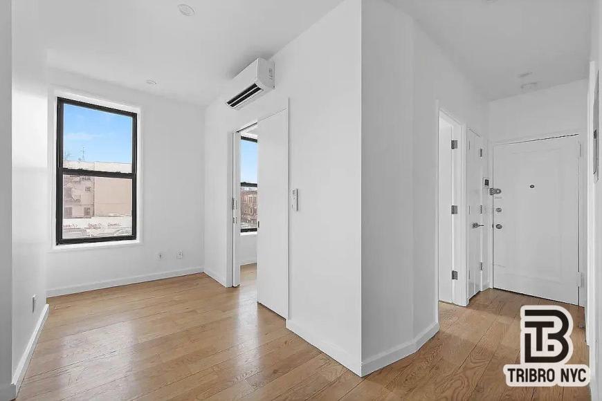 105 Moore Street – photo 5