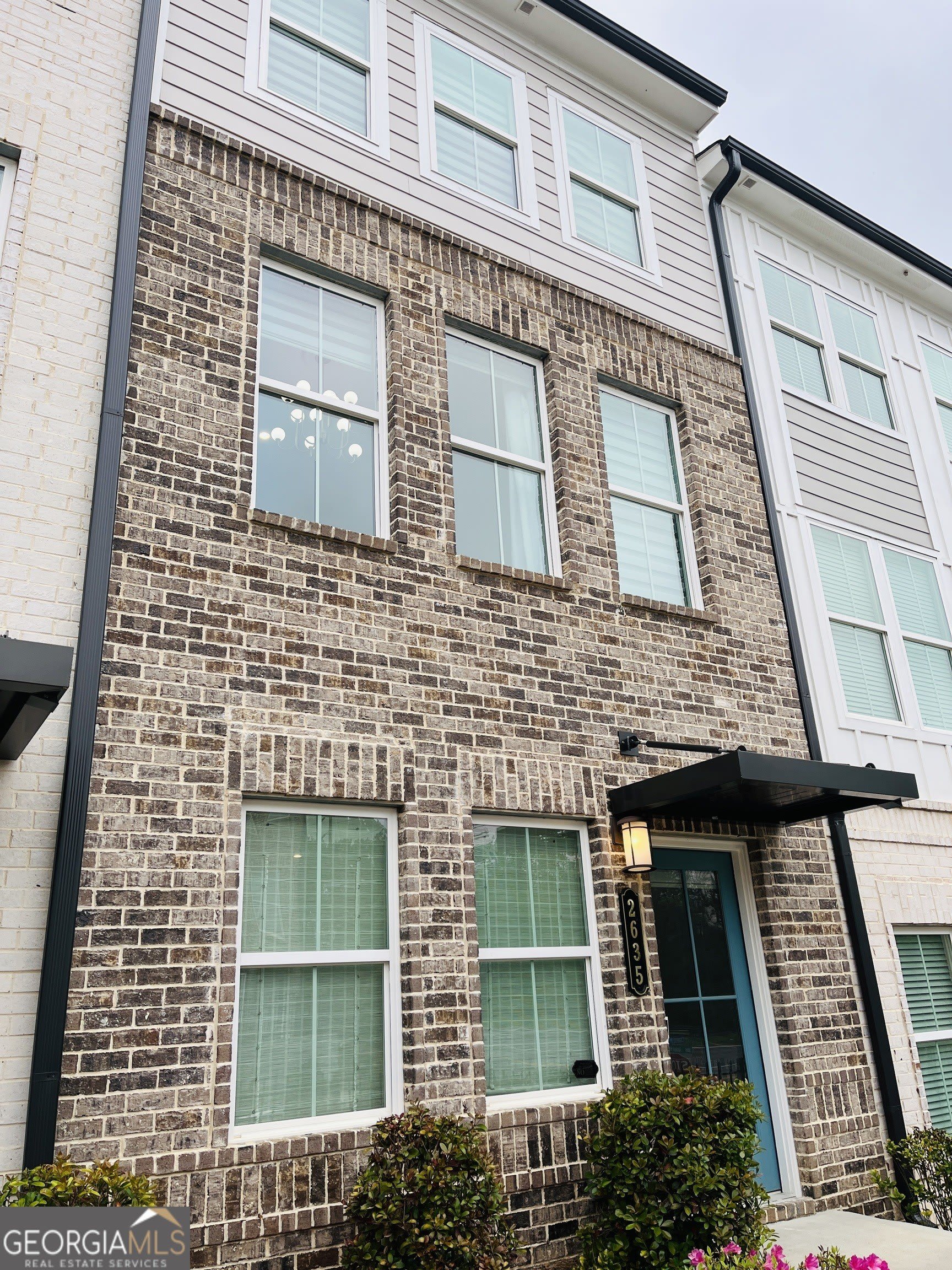 2635 Creekside Drive NW – photo 2