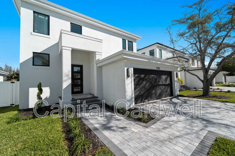 2345 Bahia Vista St – photo 1