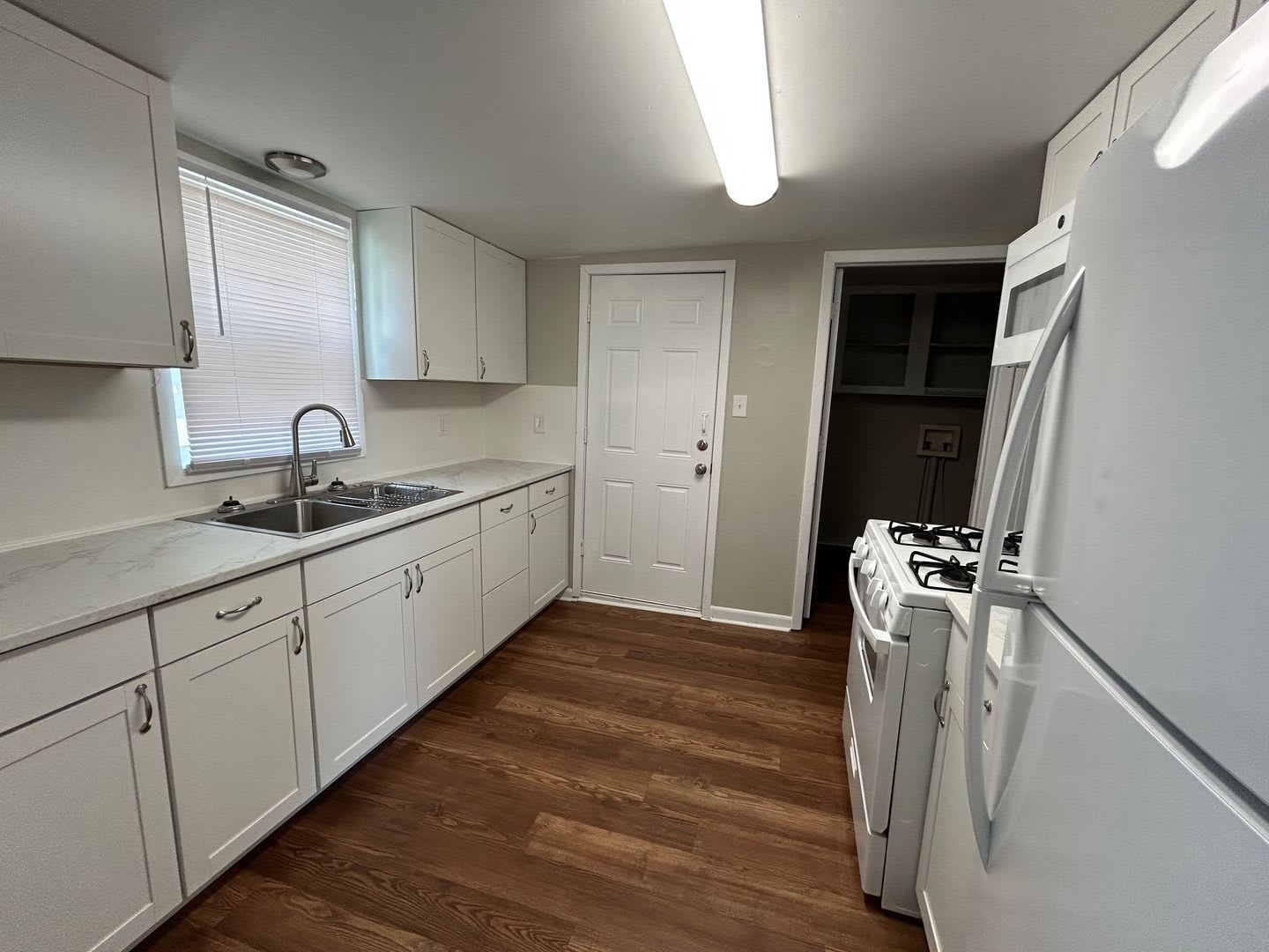 1 bed + 1 bonus room apartment in Laurel – photo 5