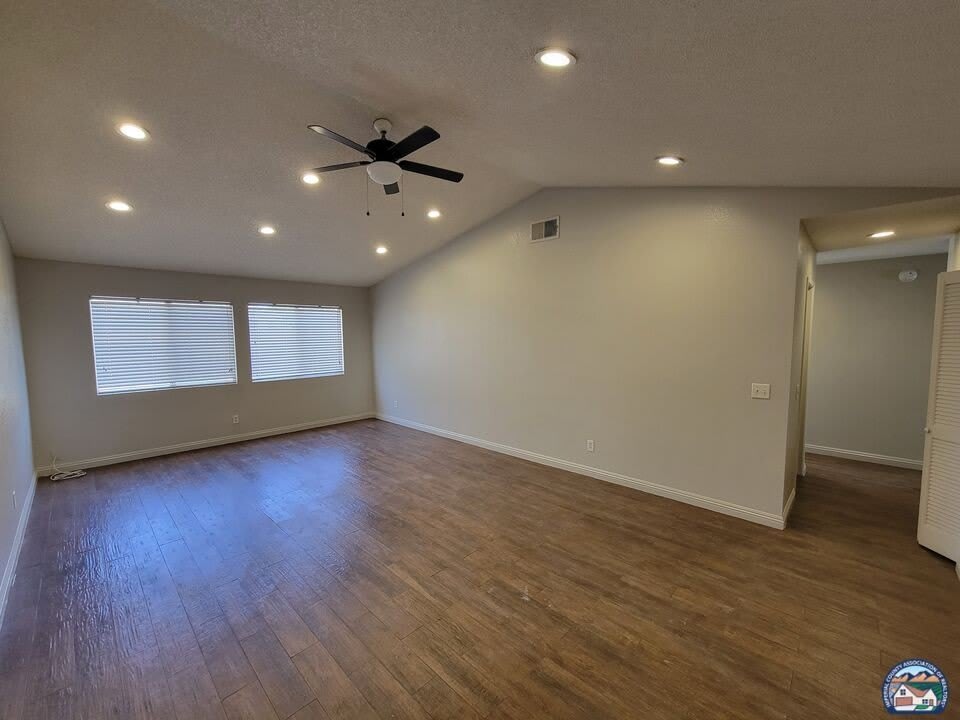 861 W Legion Rd – photo 3