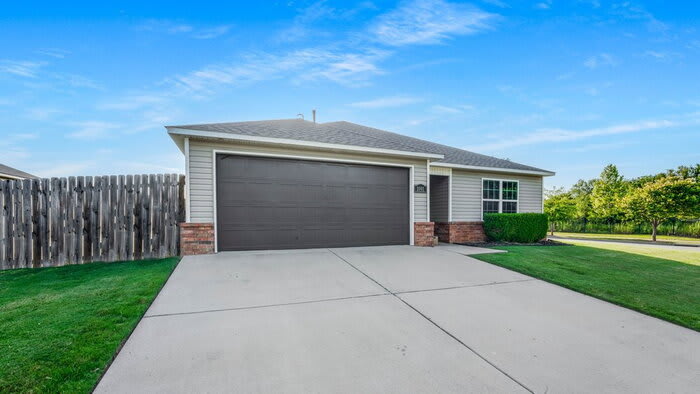 1091 South Spritz Drive – photo 2