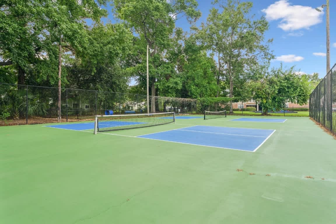 Sawgrass Apartments – photo 5