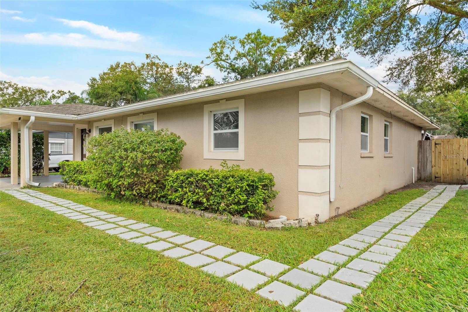 1019 SUSAN Drive – photo 1
