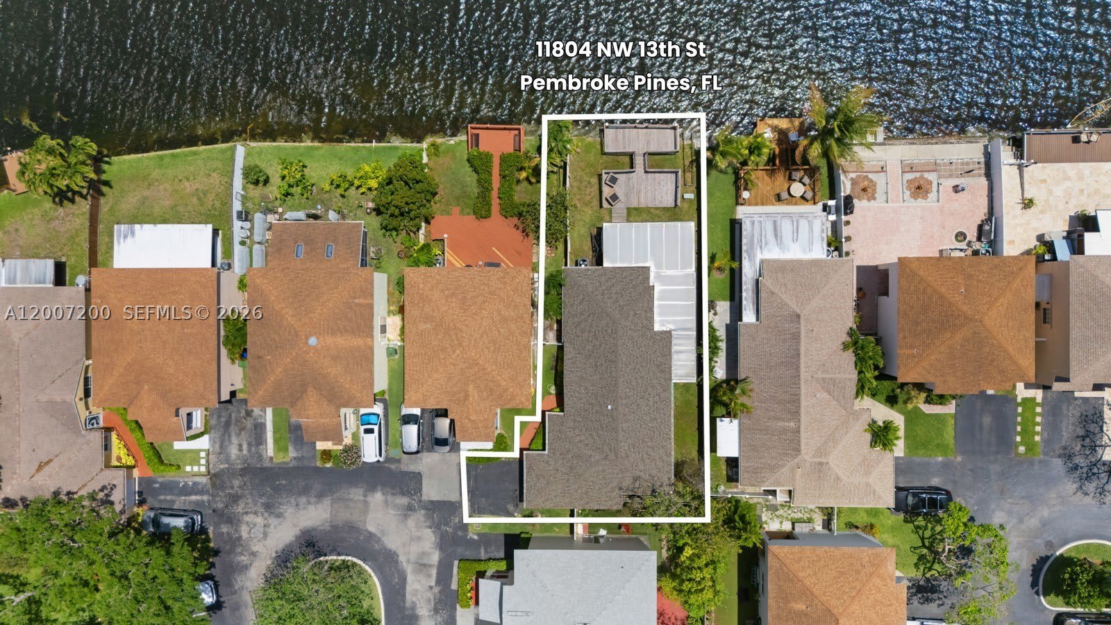 11804 NW 13th St – photo 1