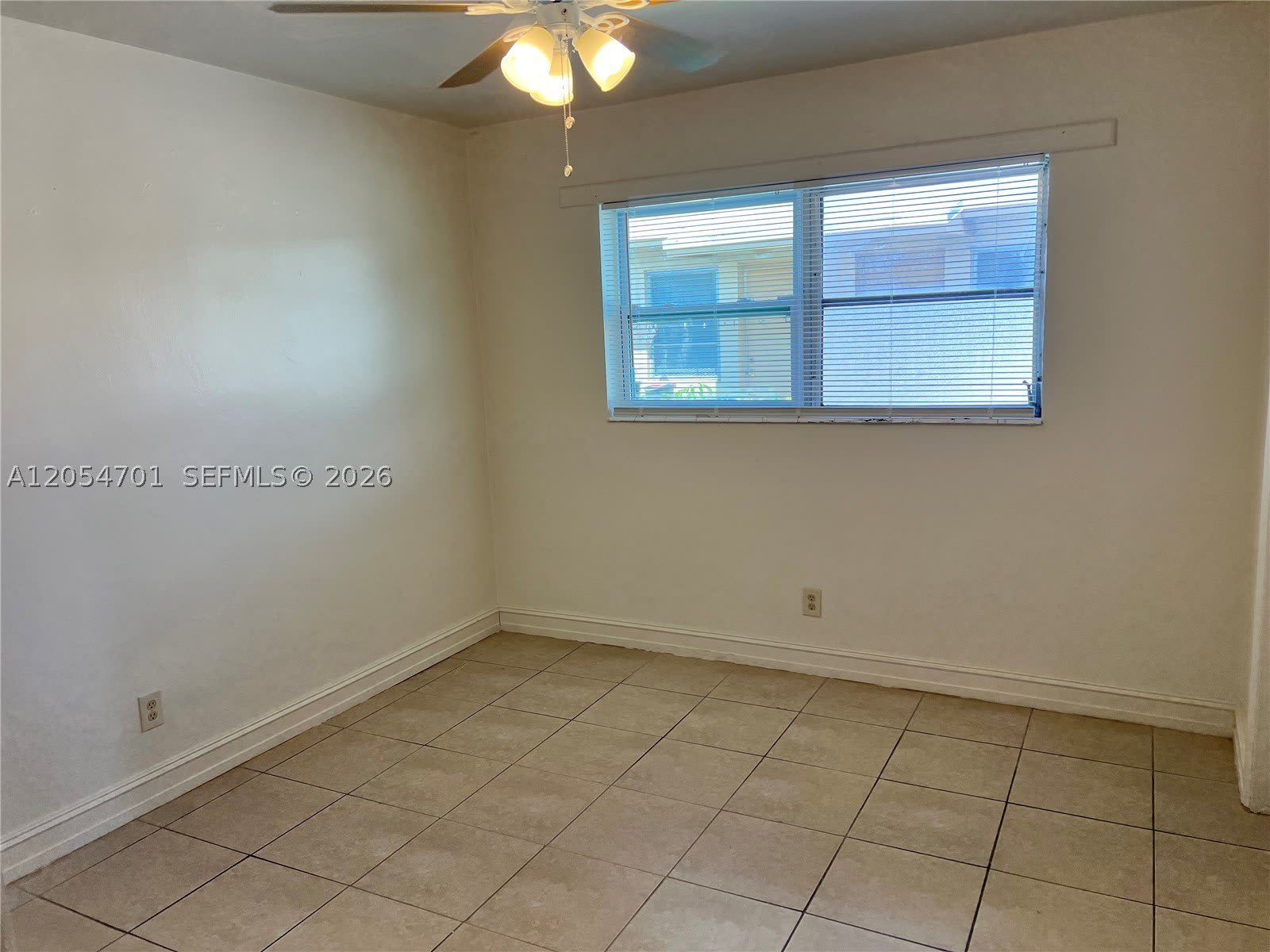 2910 NW 92nd St – photo 3