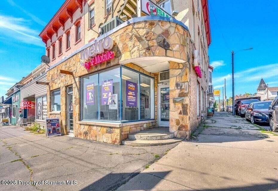 1102 Jackson Street – photo 3