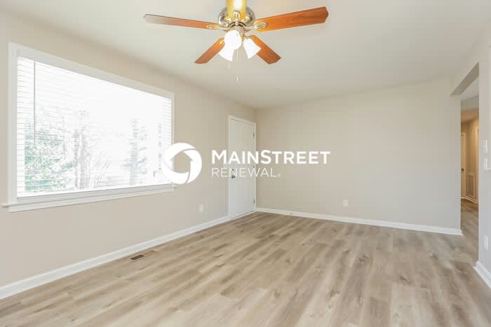 4872 Shasta Drive – photo 4