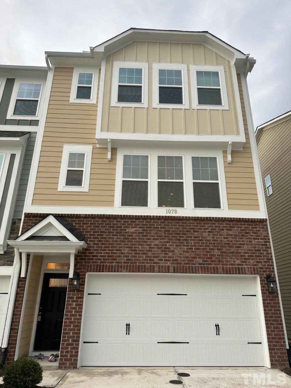 1078 Manorhaven Drive – photo 1