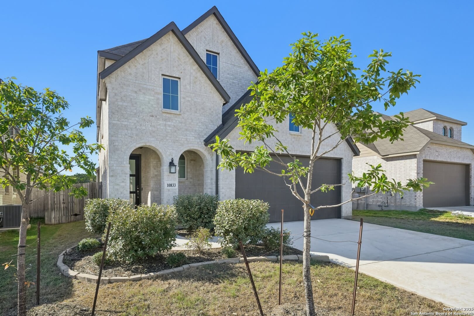 10833 Coppola – photo 3