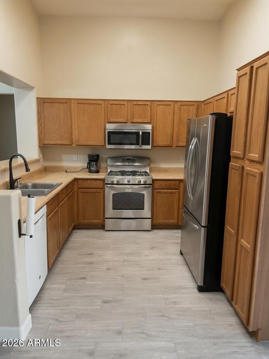 13322 N 125Th Avenue – photo 2