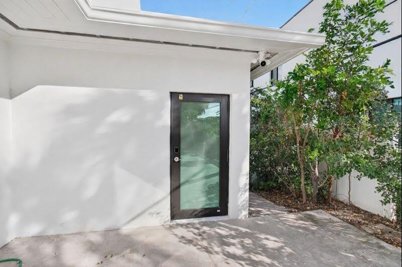 3720 Morton Avenue – photo 2