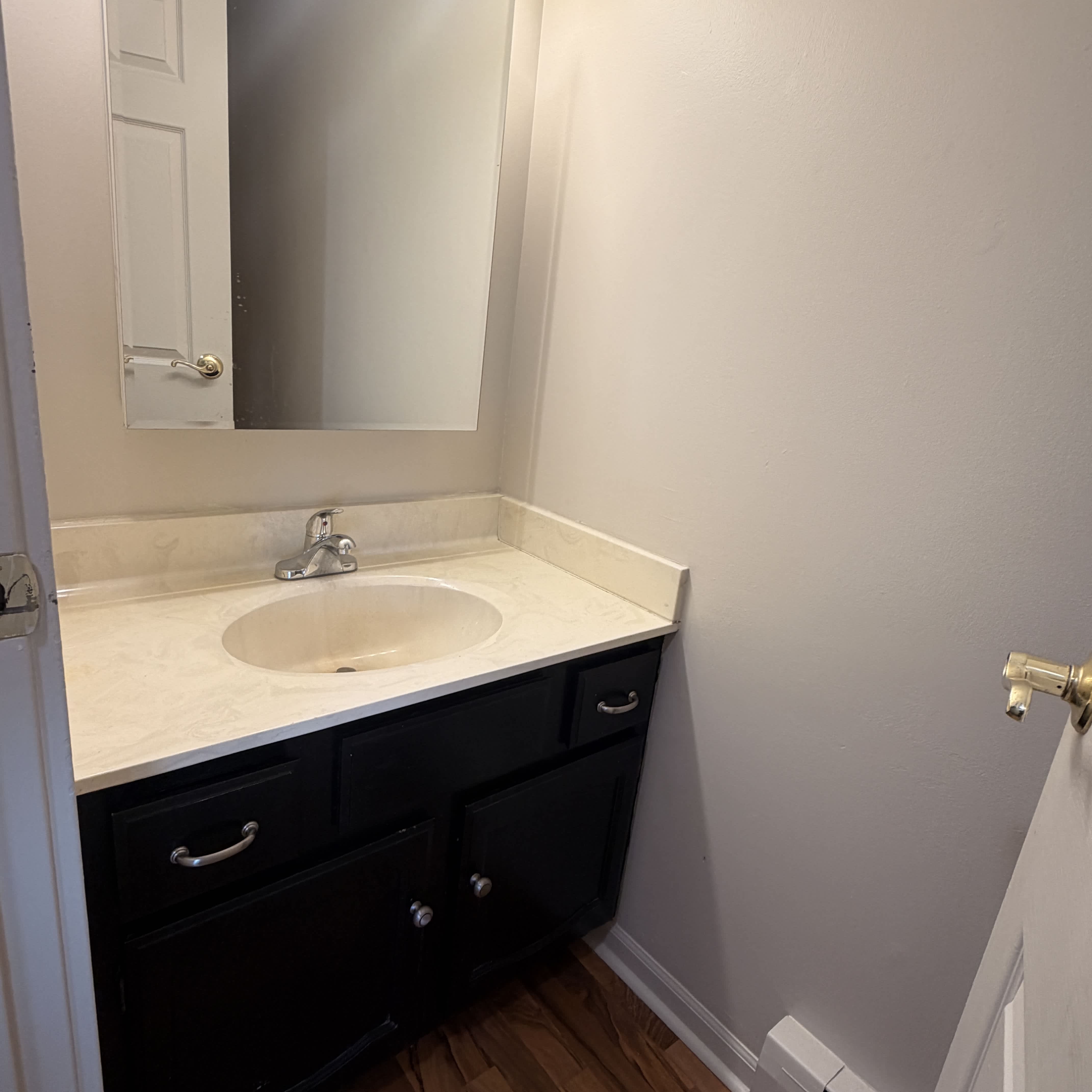 153 North Gregory Street – photo 4