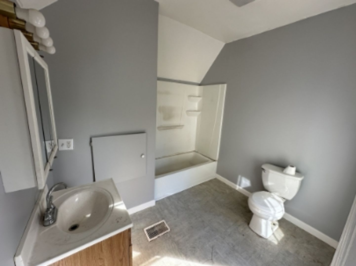 79 Parker Street, Brewer, ME 04412 – photo 2