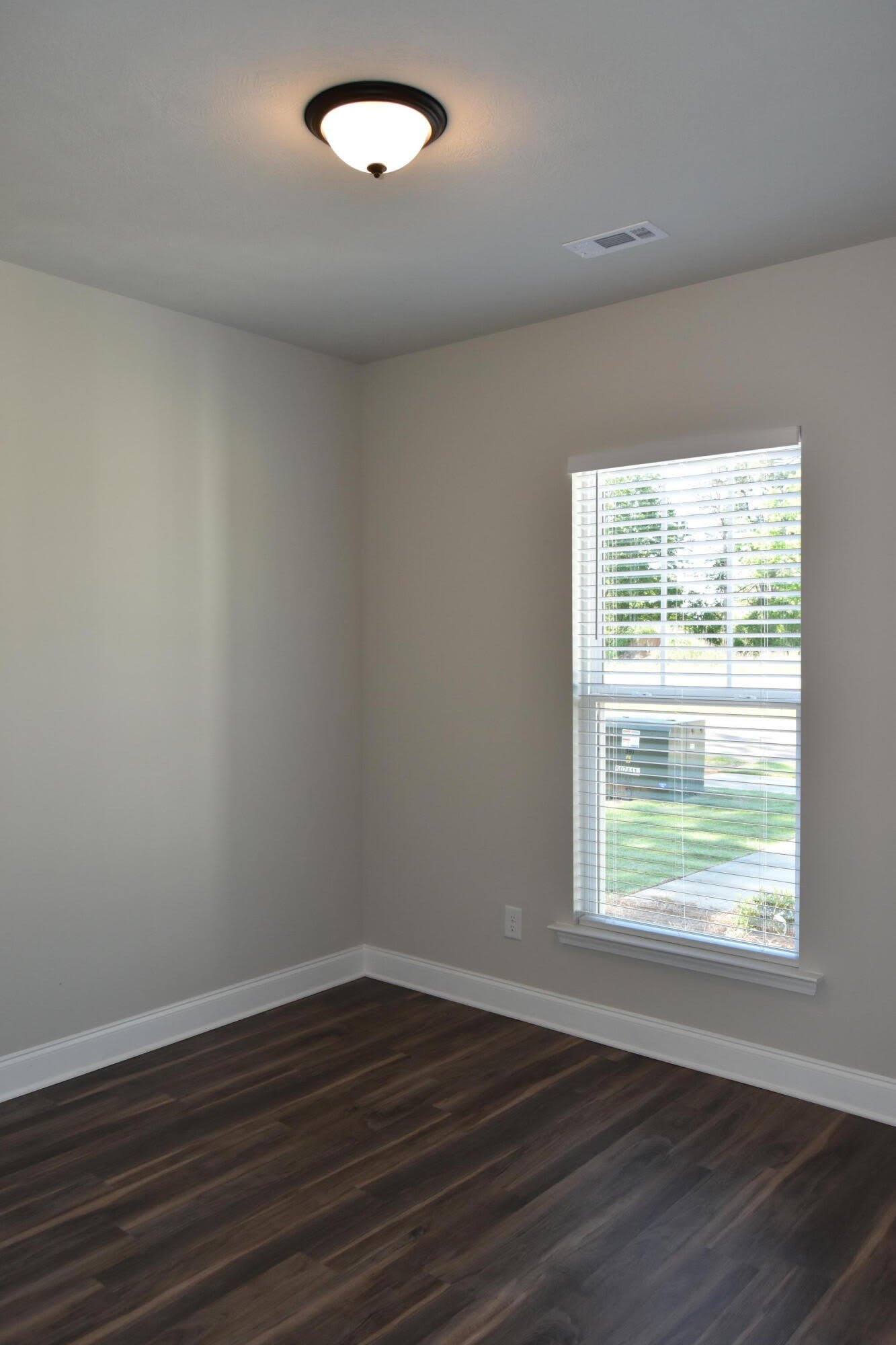 543 Hardy Point – photo 4