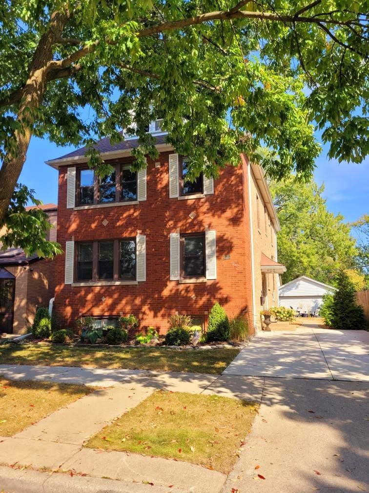 6113 N Karlov Avenue – photo 1