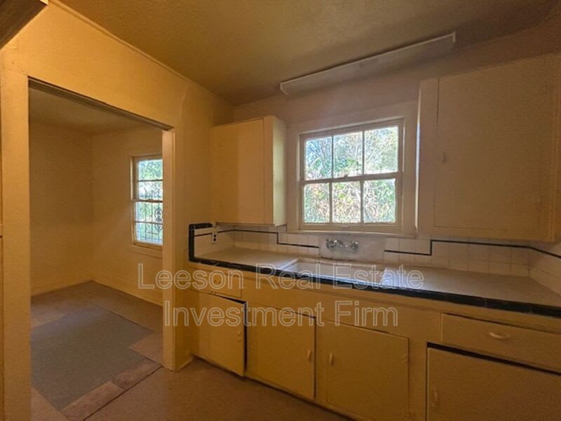 3041 Desoto St – photo 5