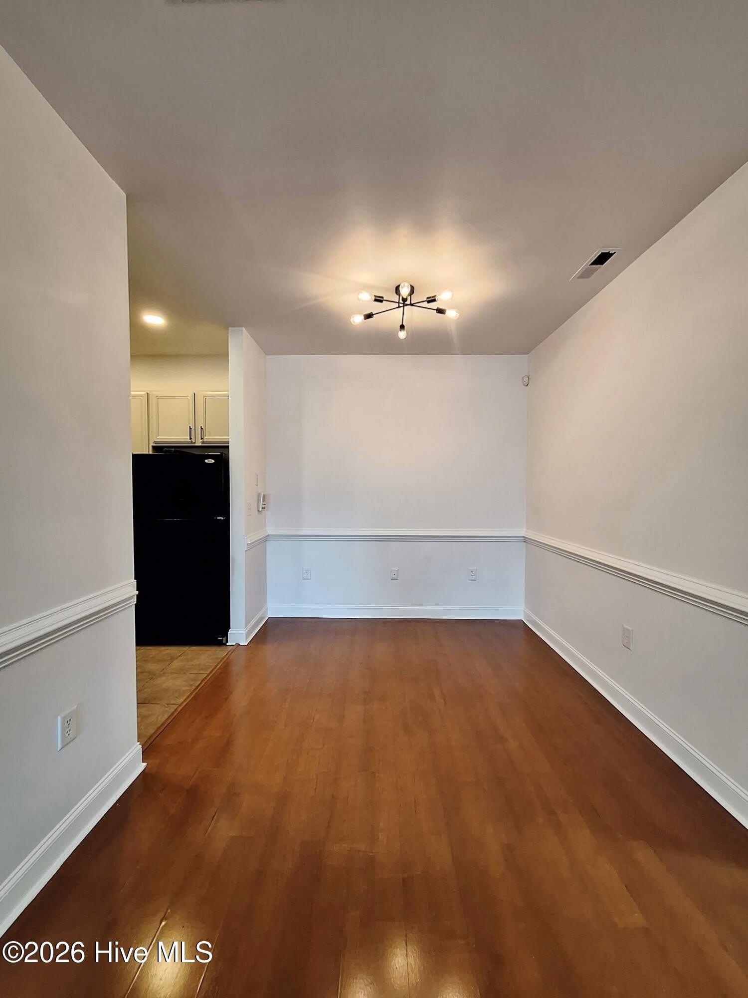 1931 Tara Court – photo 5