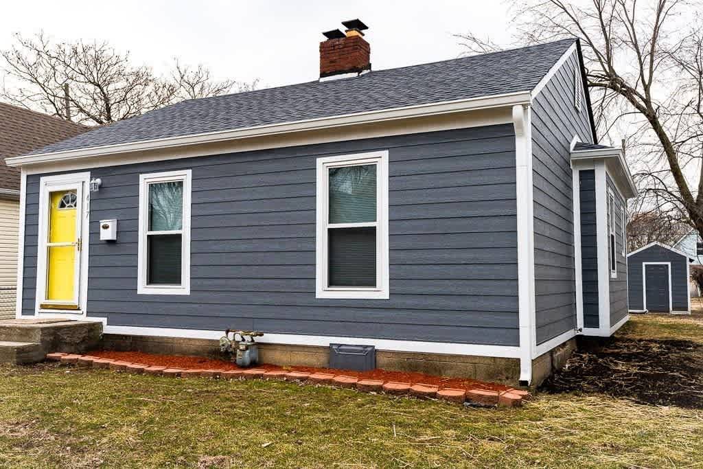 Bates-Hendricks 3 Bedroom 2 Bath Bungalow – photo 2