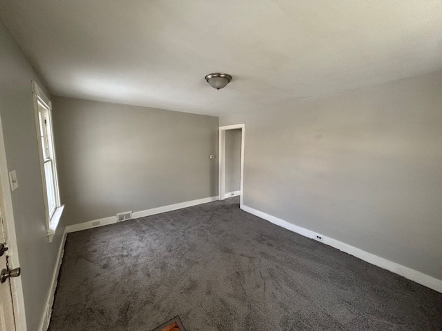 618 Farnsworth Ave. Clairton, PA 15025 2 bed/1 bath – photo 3