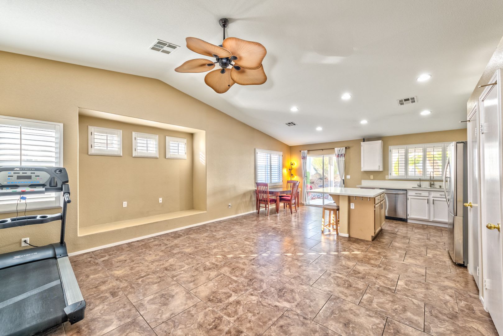 426 River Glider Avenue, North Las Vegas, Nevada 89084 – photo 5