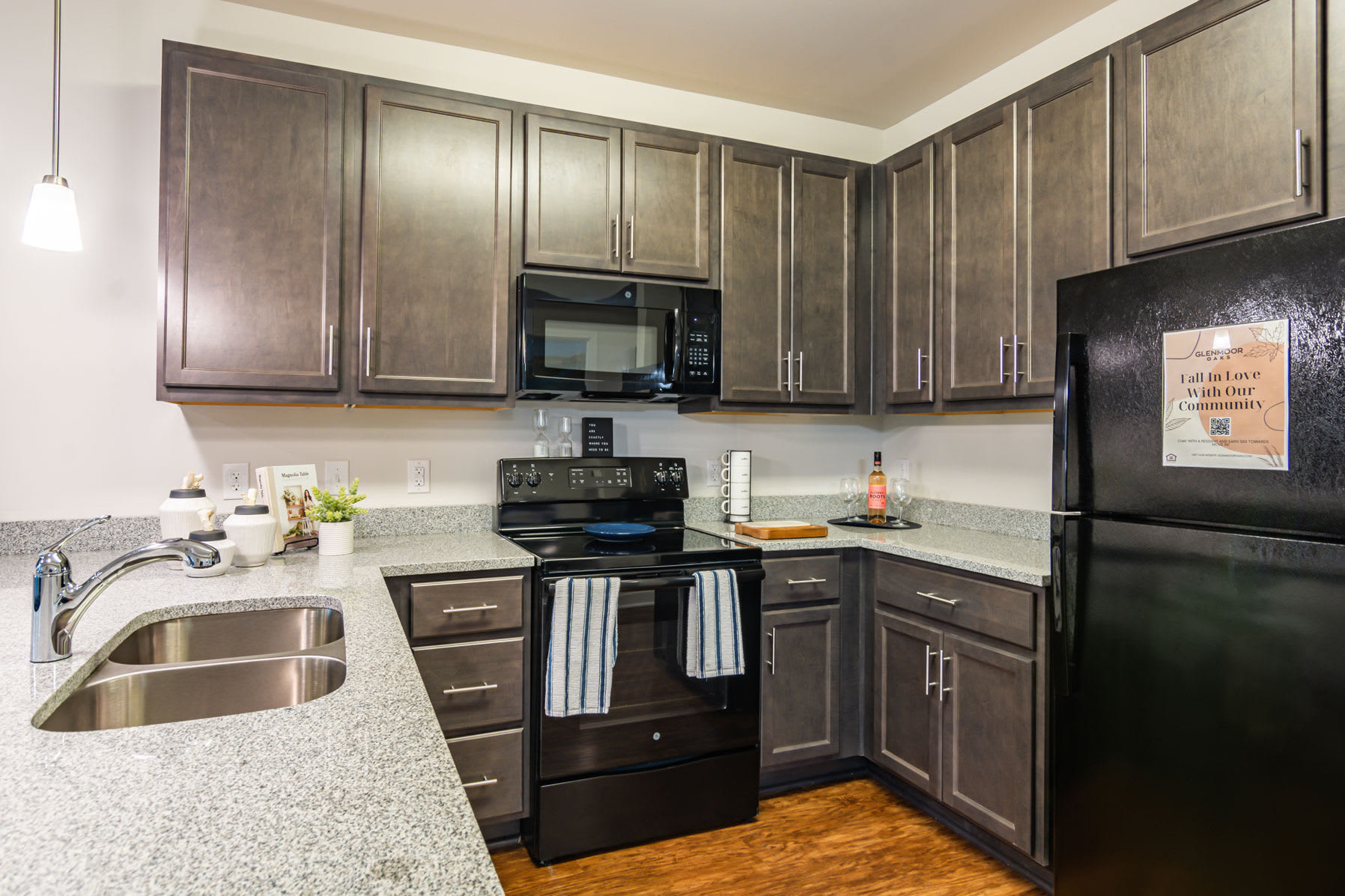 Glenmoor Oaks – photo 1