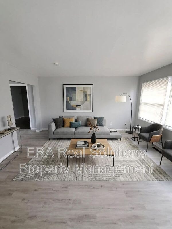 2906 Woodgrove Drive – photo 3
