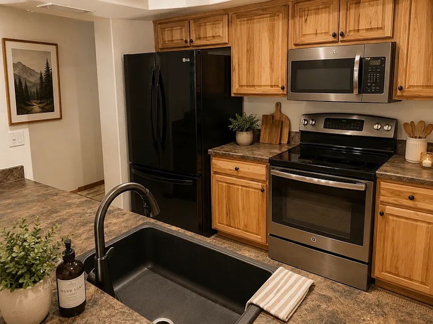 Beautiful Genesee Village Condo with Deck &amp; Mountain View! Available Now! – photo 4