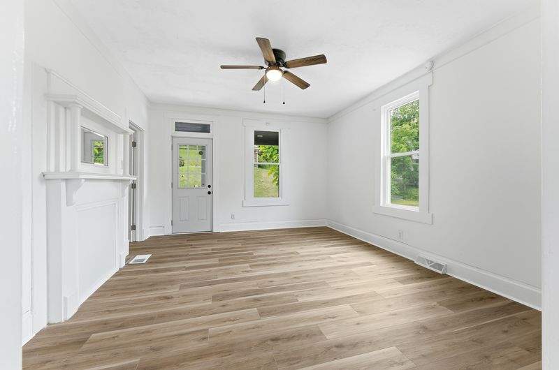 212 Dunkard Ave – photo 5