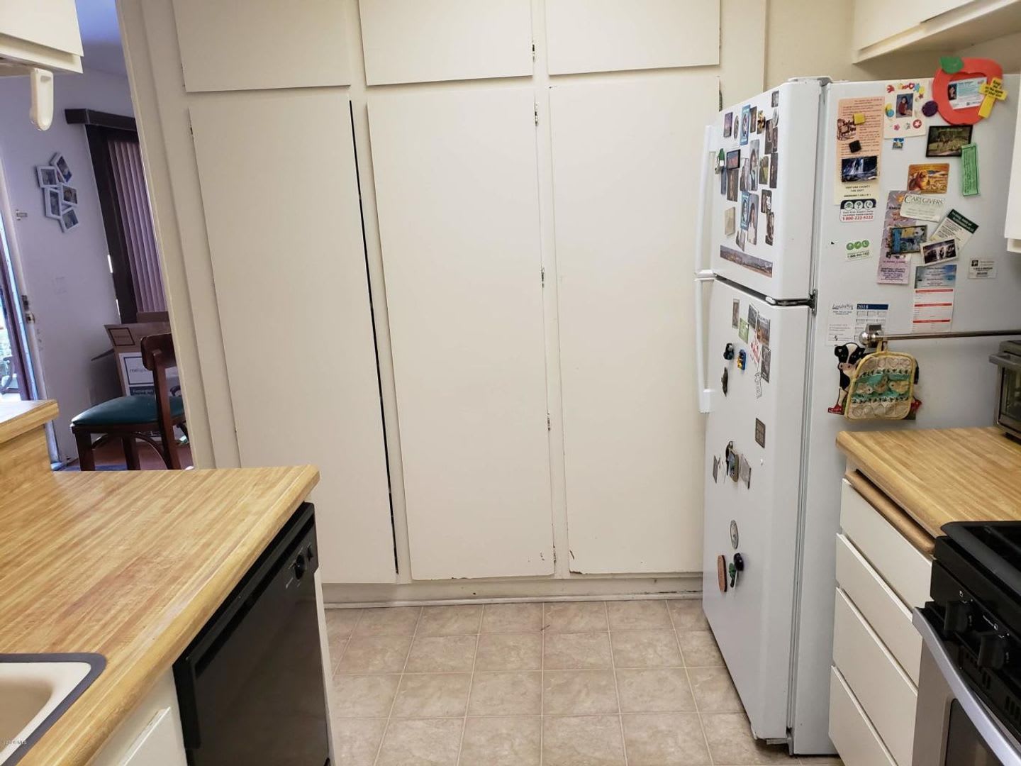 Gorgeous Single Story 3 bedroom Condominium – photo 3