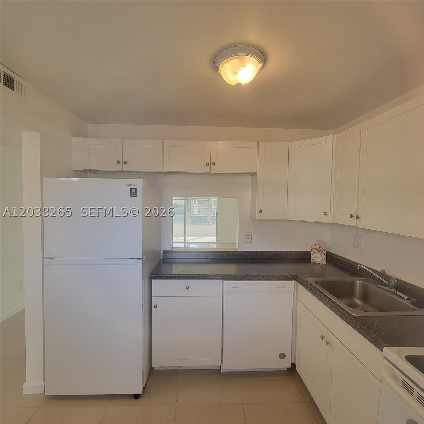 6021 NW 61st Ave – photo 3