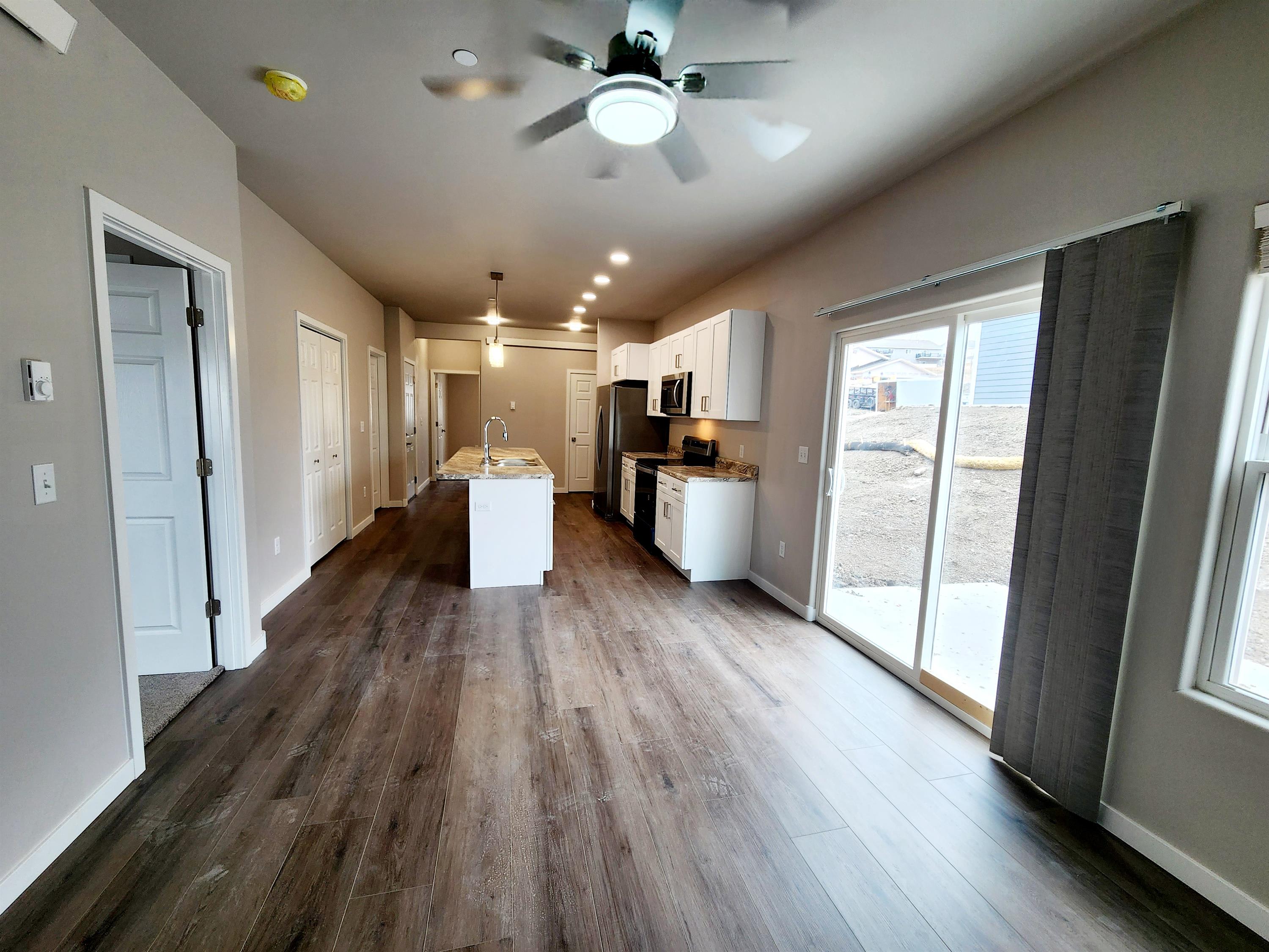 2634 Hennessy Dr – photo 5