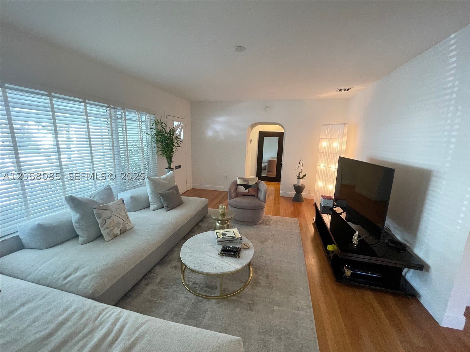 1116 Biarritz Dr – photo 2