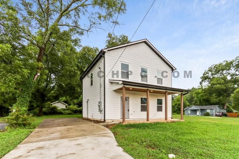 105 West Callahan St. – photo 3