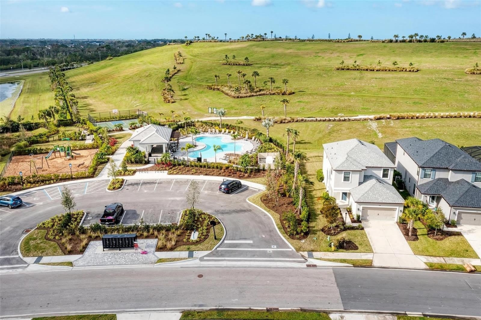 5564 SUMMIT Glen – photo 2