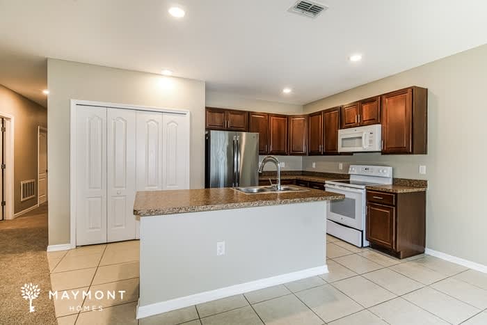 7470 Blackhawk Trail – photo 5