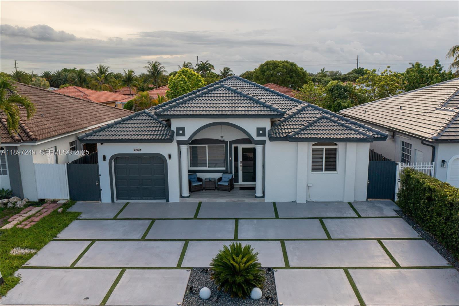 18316 Southwest 145th Avenue – photo 1