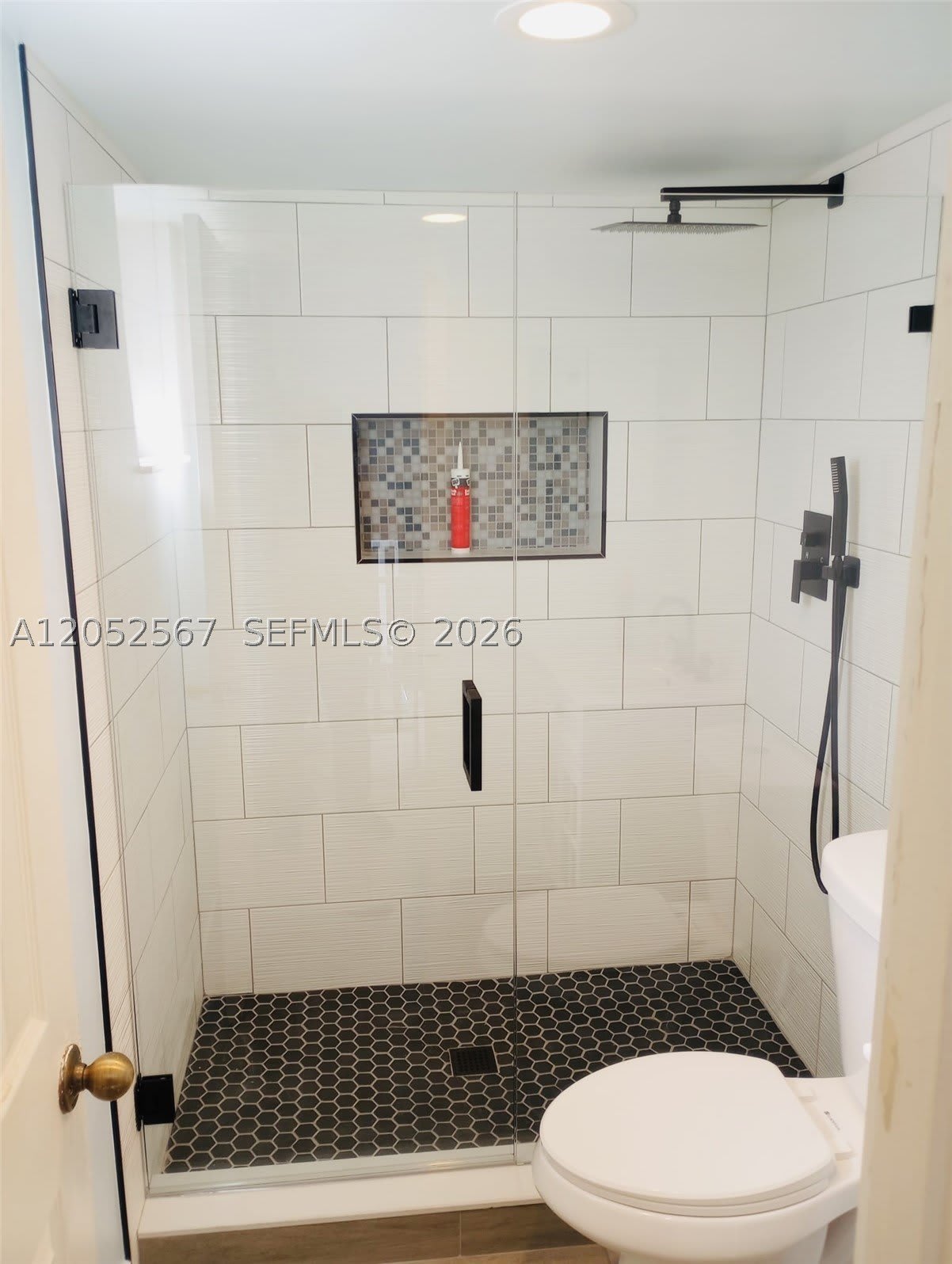 1350 NE 119th St – photo 3