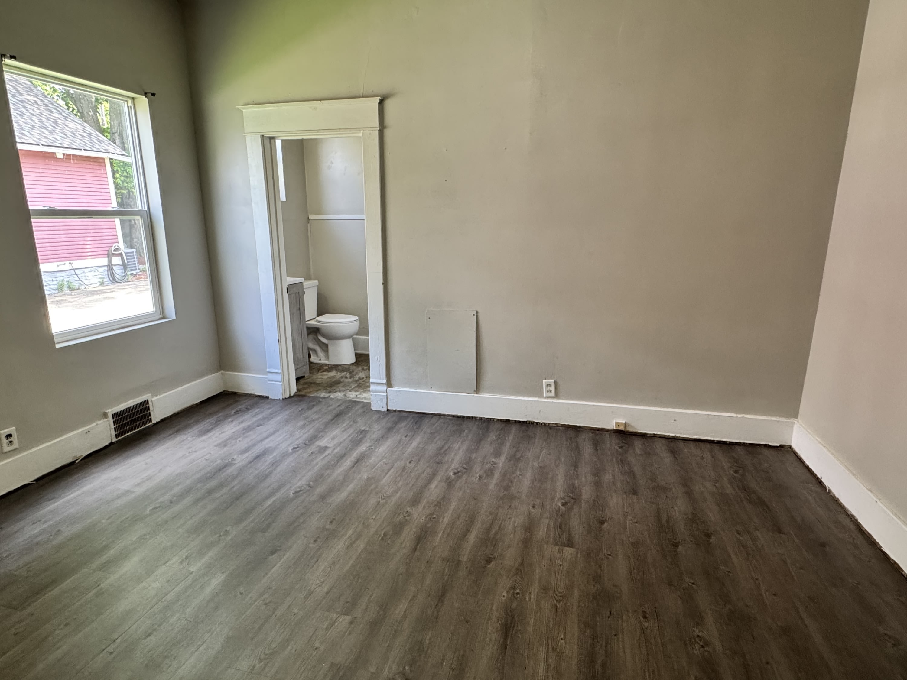 719 West Walnut Streetunit 1 – photo 3