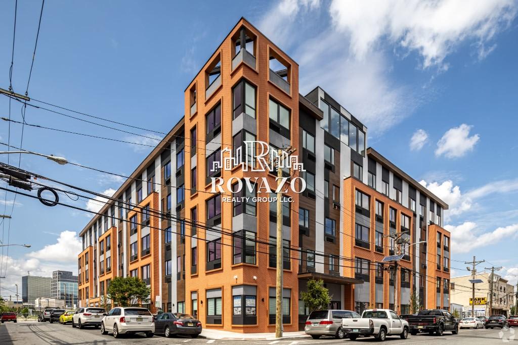 39 Madison Street – photo 3