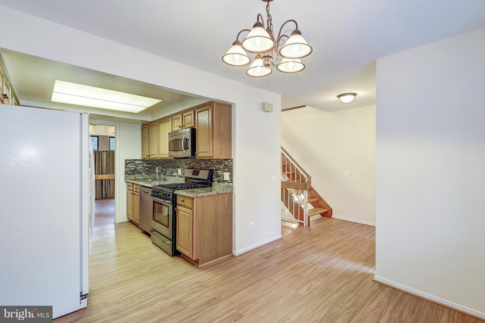 1502 FARSTA Court – photo 4