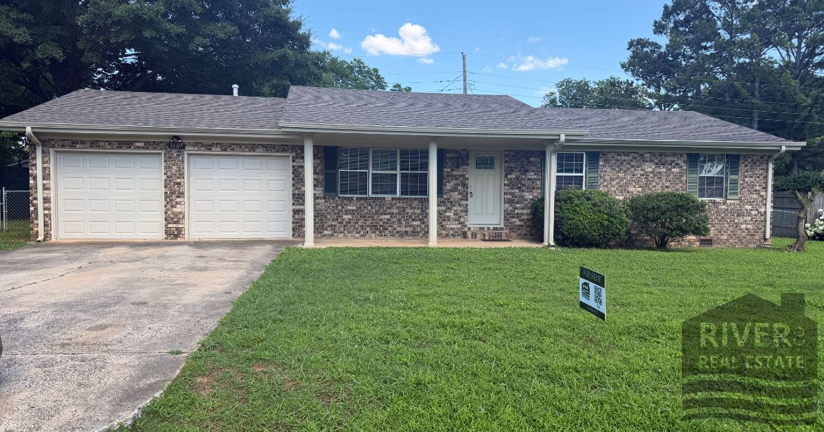 1607 Harding Avenue – photo 1