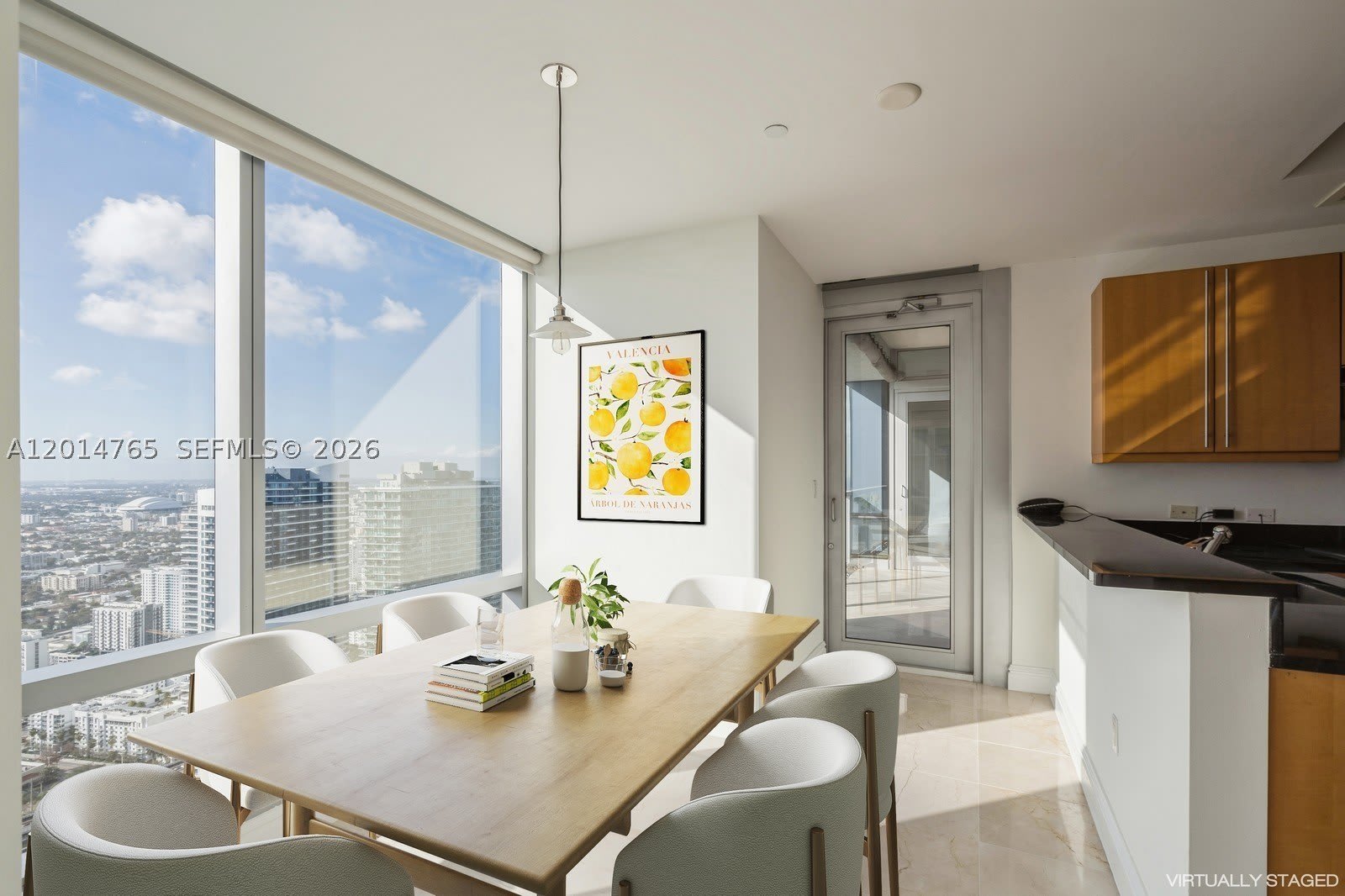 1425 Brickell Ave – photo 4