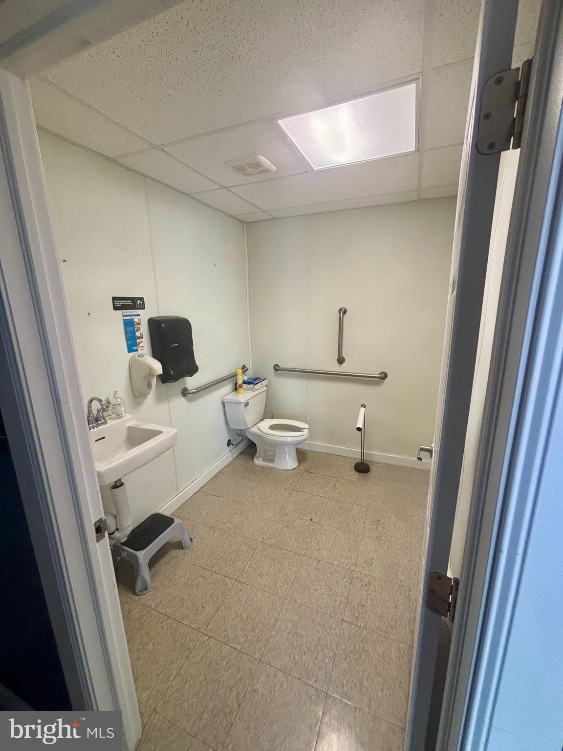 801 W ATLANTIC Avenue – photo 1