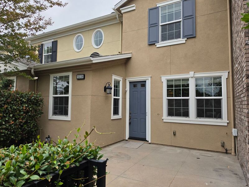 15236 Davenport St – photo 2